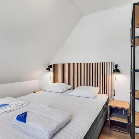 Pet Friendly In With Kitchen Apartment